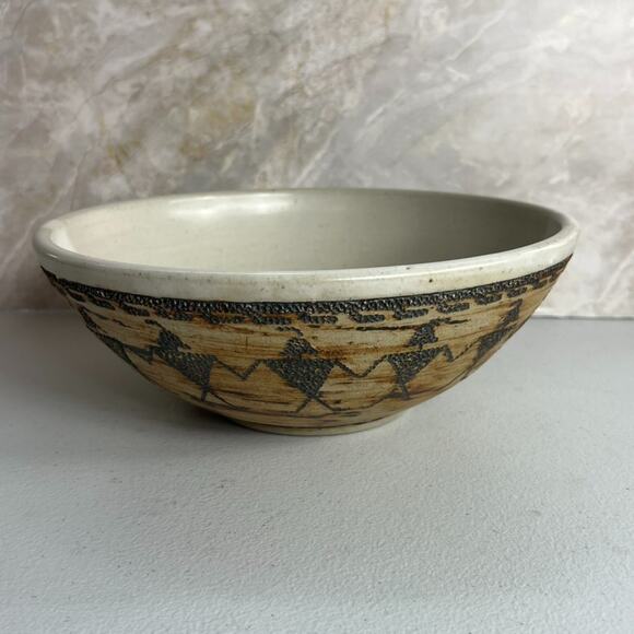 Andrea Winters Art Pottery Bowl 9.5" Folk Art Native American Pottery - Picture 5 of 15